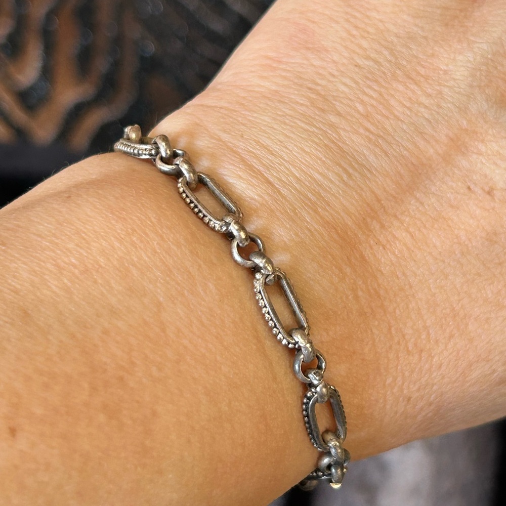 Vintage antique silver tone paperclip link bracelet